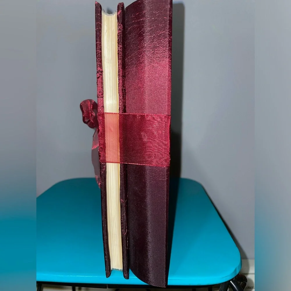 🍷NWT Kohl's Burgundy Fabric Photo Albums